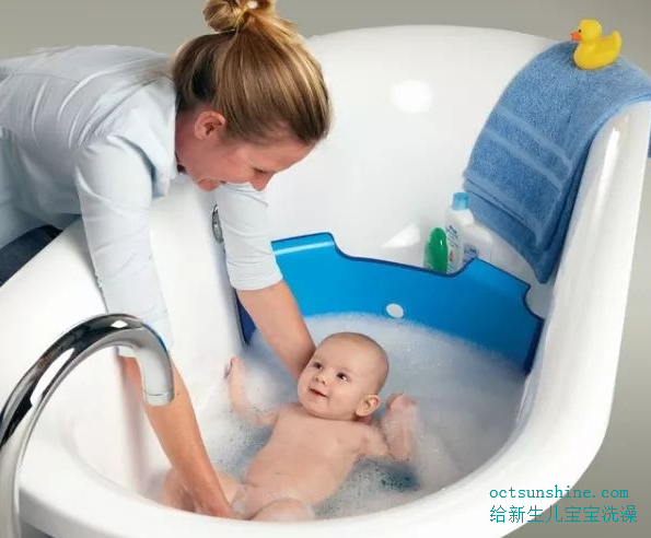 千万不要频繁给宝宝洗澡，新手妈妈注意啦！