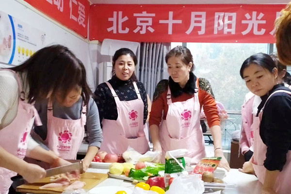 在客户家，有哪些事情是月嫂、育儿嫂或住家保姆阿姨不做的？