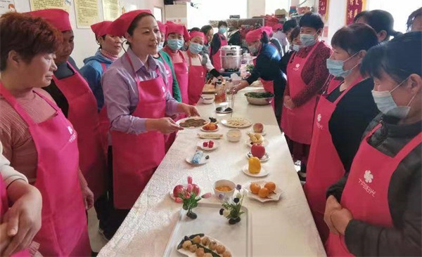 杭州保姆机构是如何培训“做饭家务”技能的？实地探访！