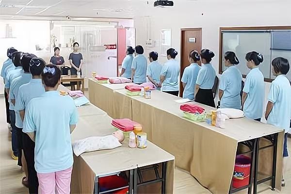 杭州“阿姨来了”月嫂公司怎么样？