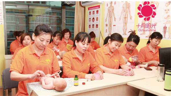 低预算学月嫂：怎么选不牺牲课程质量？