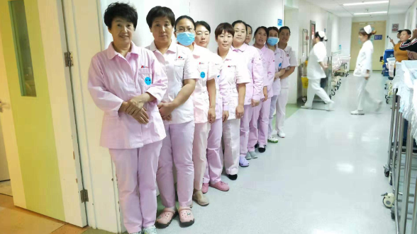 医院实习中的新手月嫂
